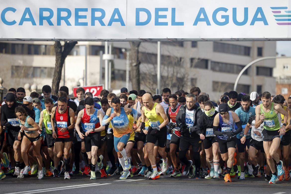 Momento de salida de la 41ª Carrera del Agua.